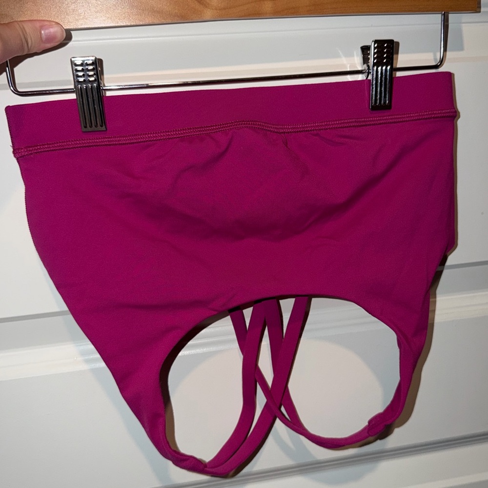 Lululemon Raspberry Energy Sports Bra - Picture 4 of 4